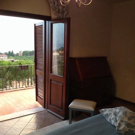 호텔 Casina Dei Mille 3*