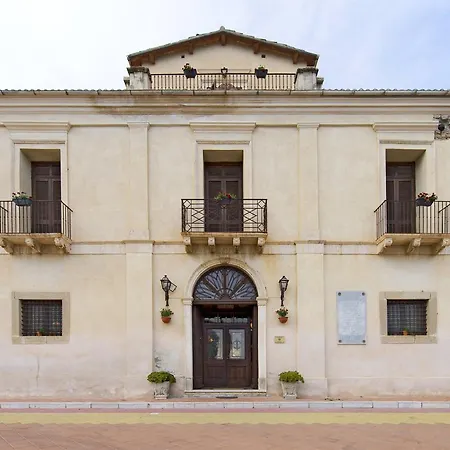 호텔 Casina Dei Mille 멜리토디포르토살보